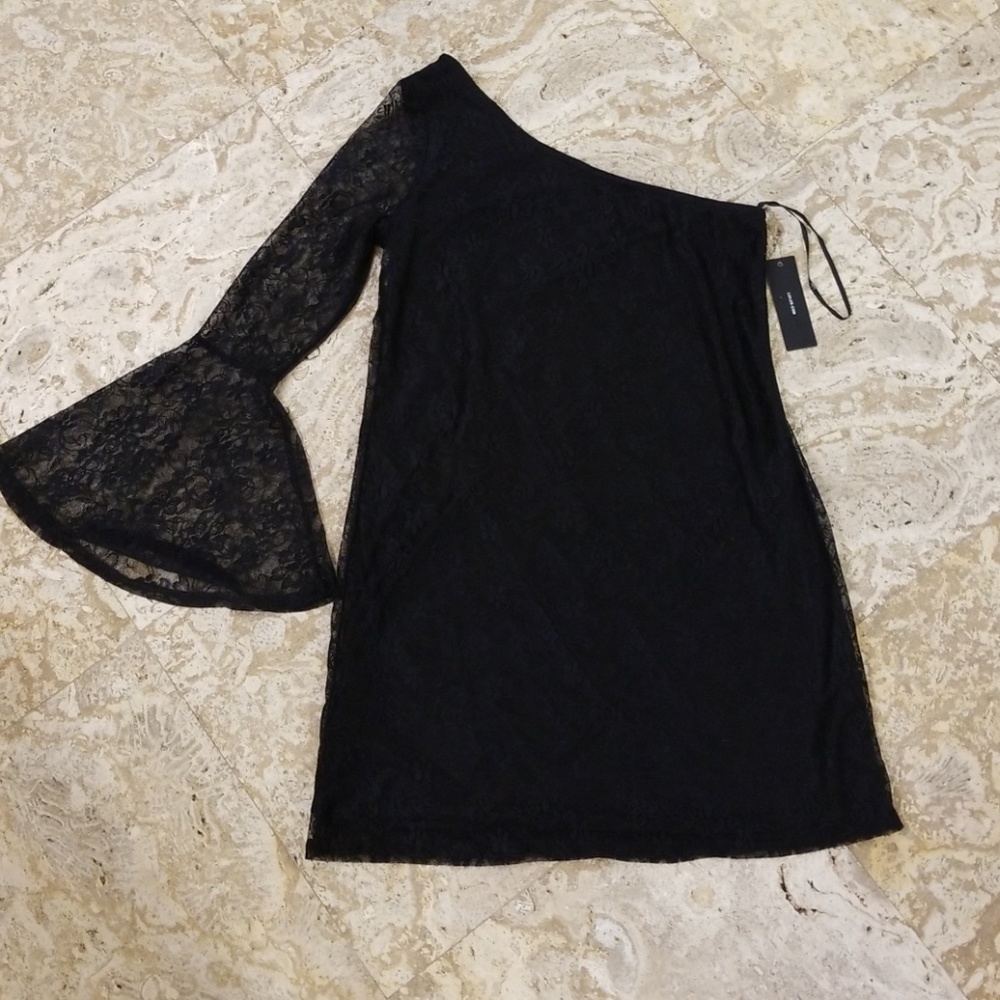 Lulus one shoulder lace dress
